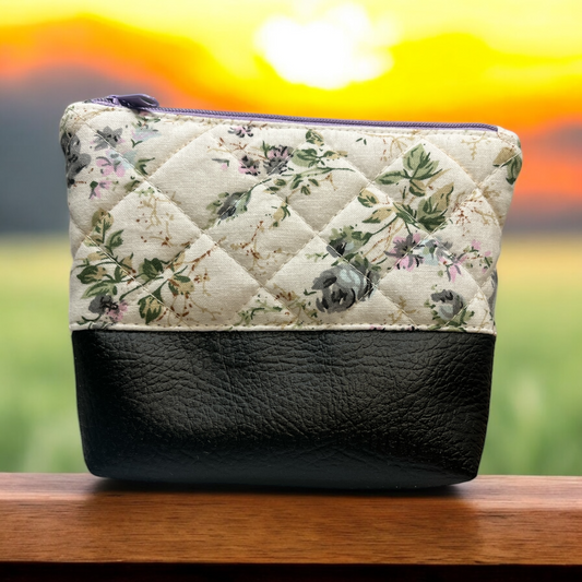 Mindenes Neszesszer (kis méret)