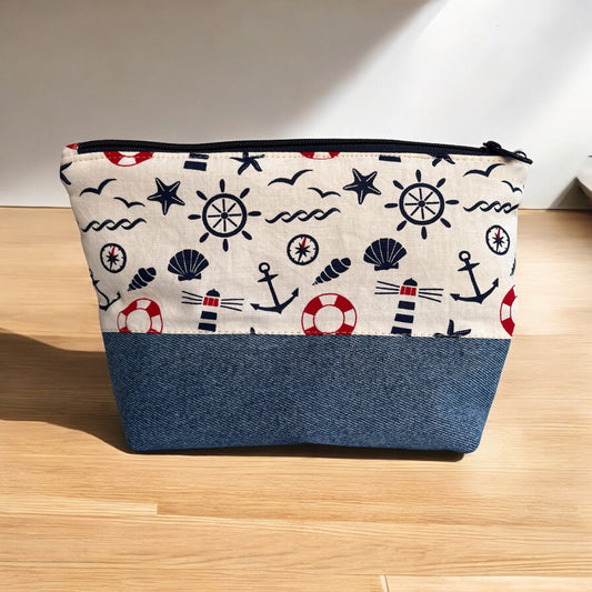 Mindenes Neszesszer (nagy méret)